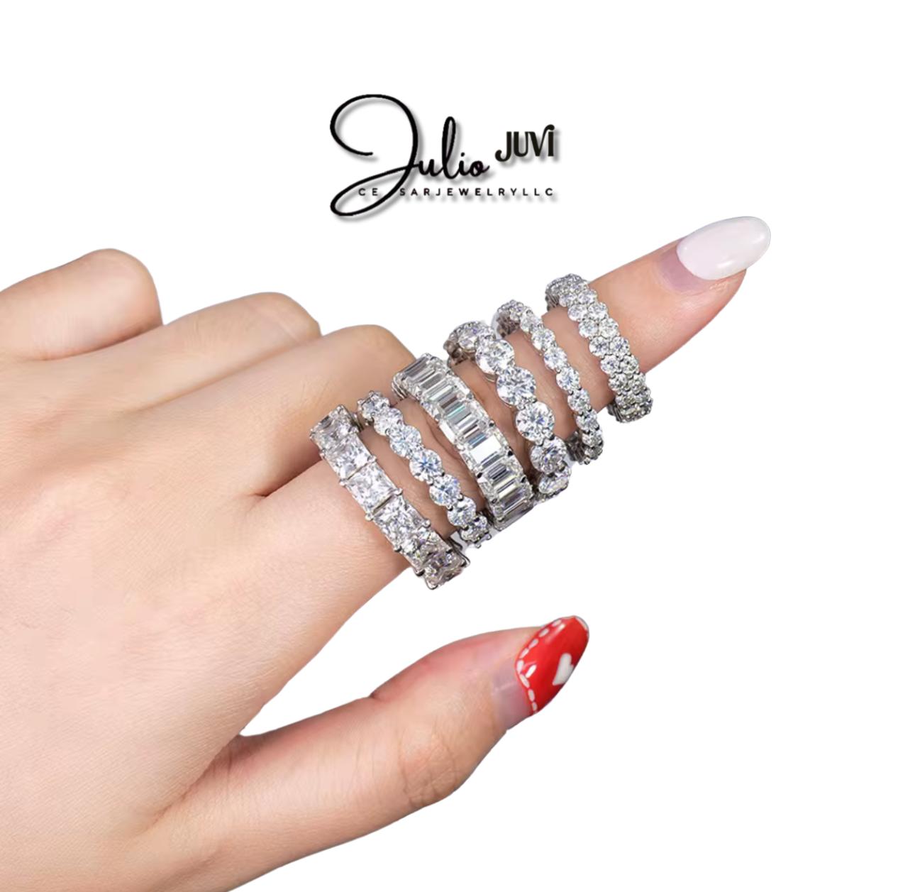 925 SILVER & VVS MOISSANITE ETERNITY RING