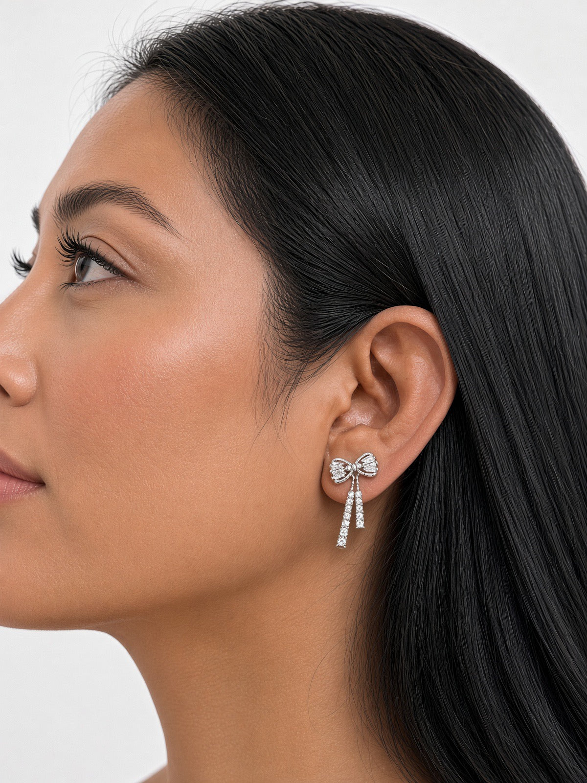 925 SILVER TIE EARRINGS WITH MOISSANITE